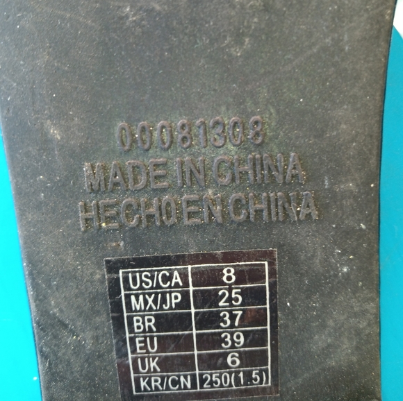 Forever 21 | Strappy Flat Sandals in Black Womens Size 8 - Picture 2 of 12